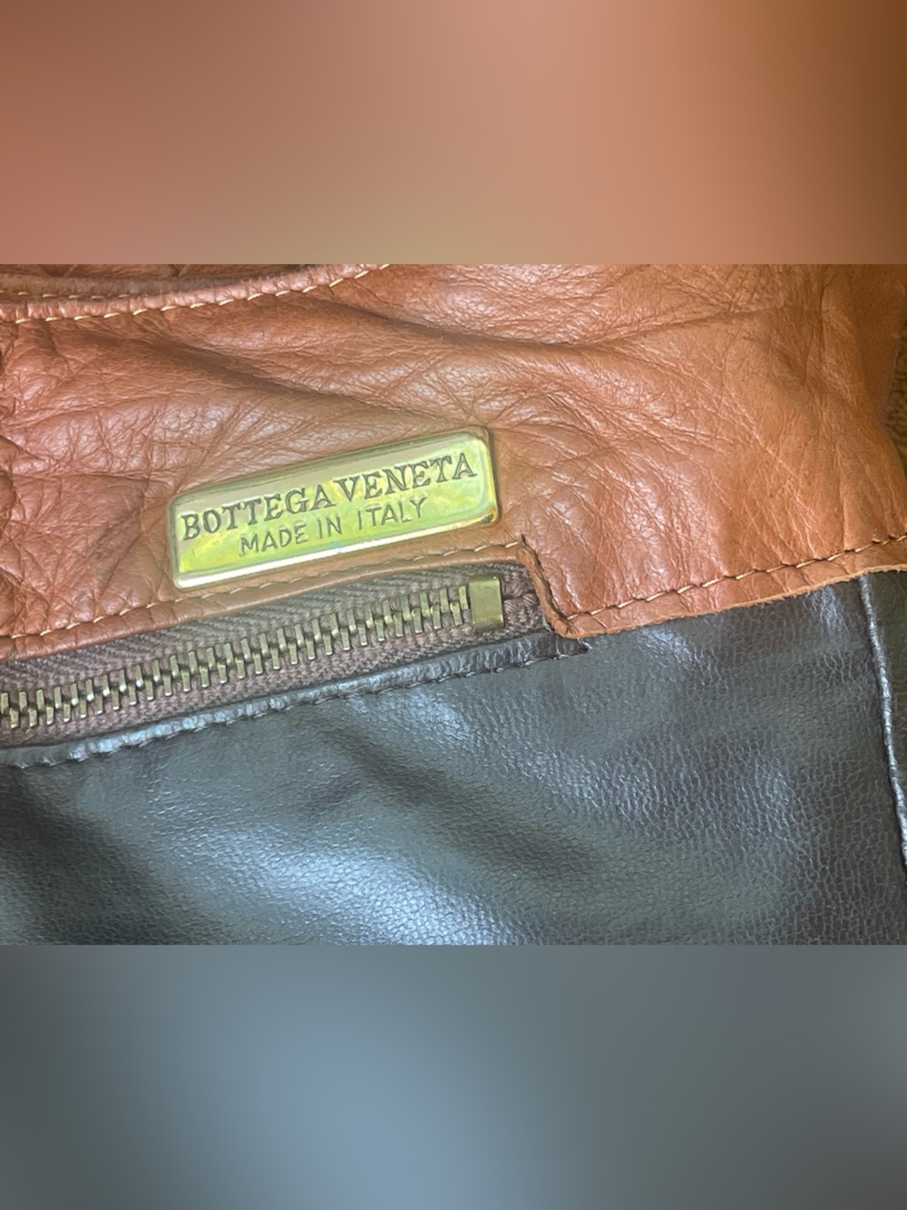Vintage Bottega Veneta Intrecciato Leather Hobo Bag - Dual Aesthetic
1980s - Picture 12 of 17